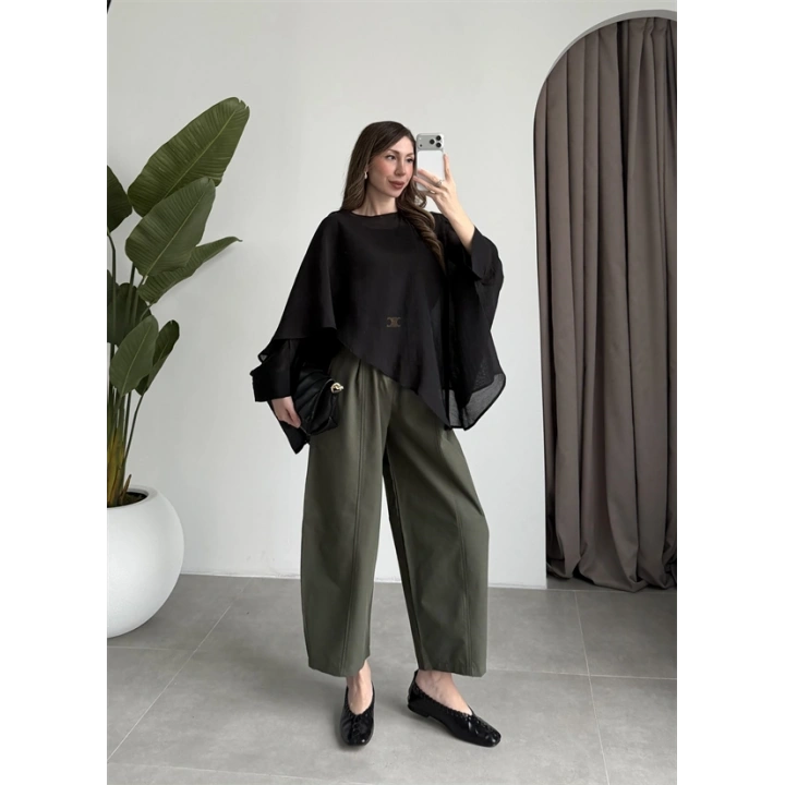 Uçuşan Pelerin Siyah Tül Bluz