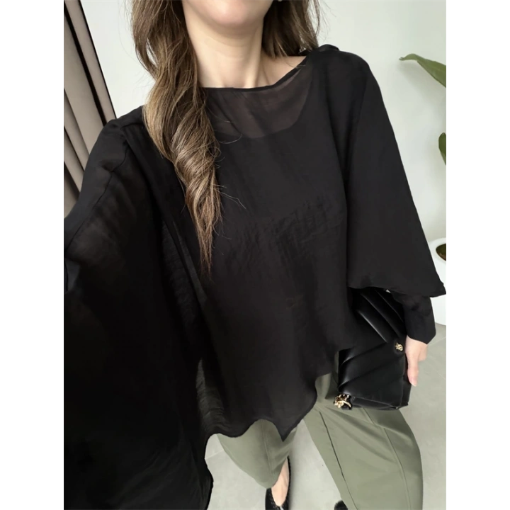 Uçuşan Pelerin Siyah Tül Bluz