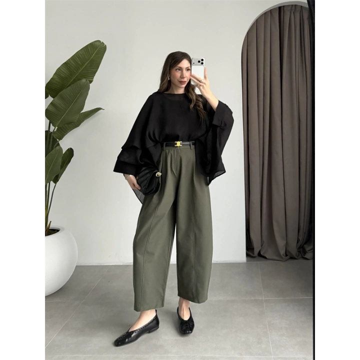 Uçuşan Pelerin Siyah Tül Bluz