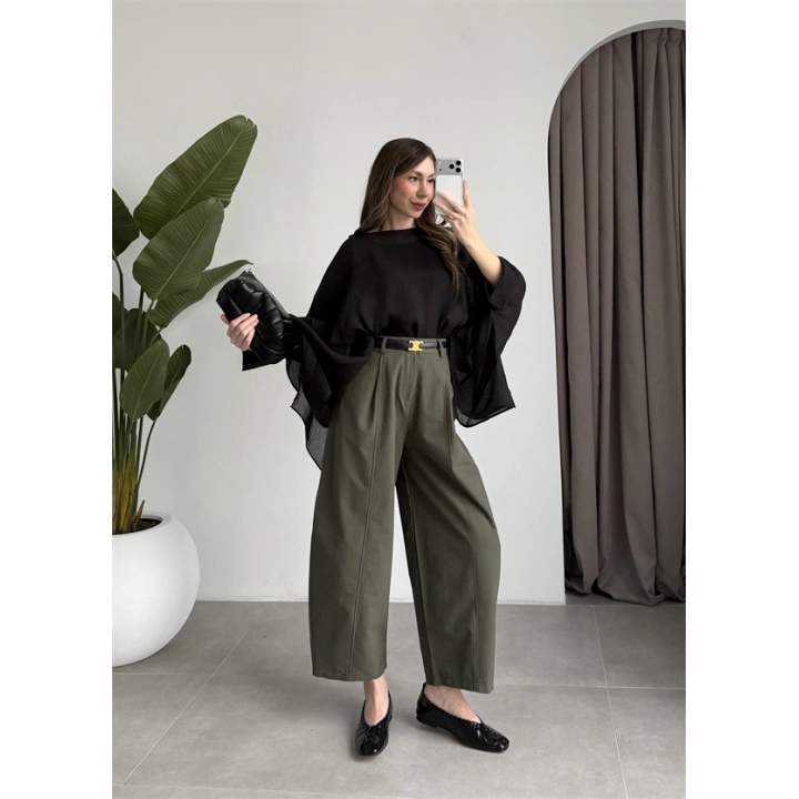 Uçuşan Pelerin Siyah Tül Bluz