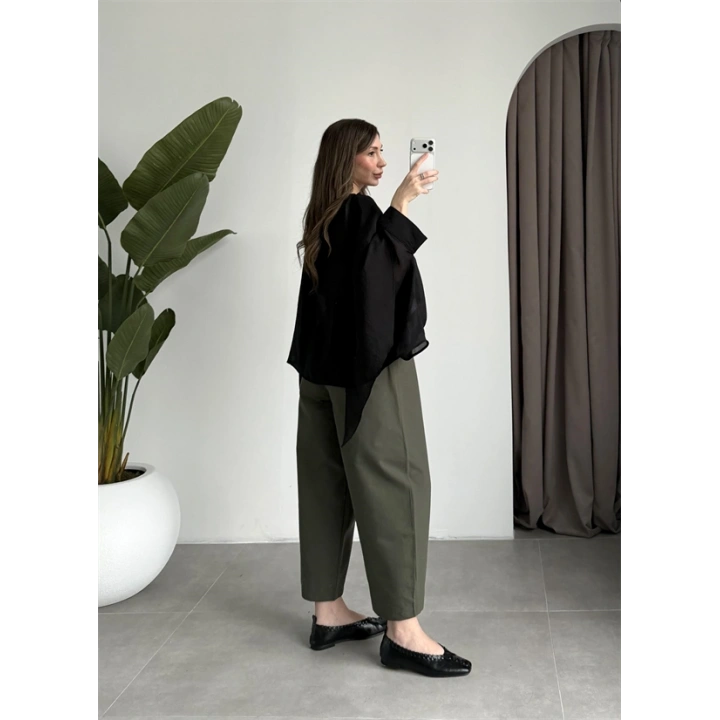 Uçuşan Pelerin Siyah Tül Bluz