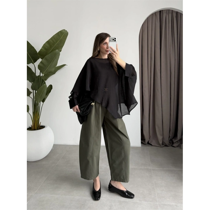 Uçuşan Pelerin Siyah Tül Bluz