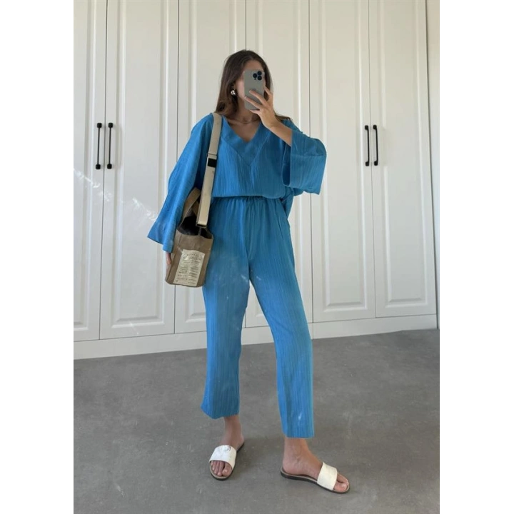 V Yaka Saks Mavi Gofre Takım