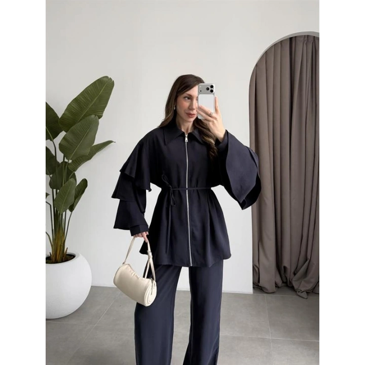Volan Kol Detaylı Lacivert Takım