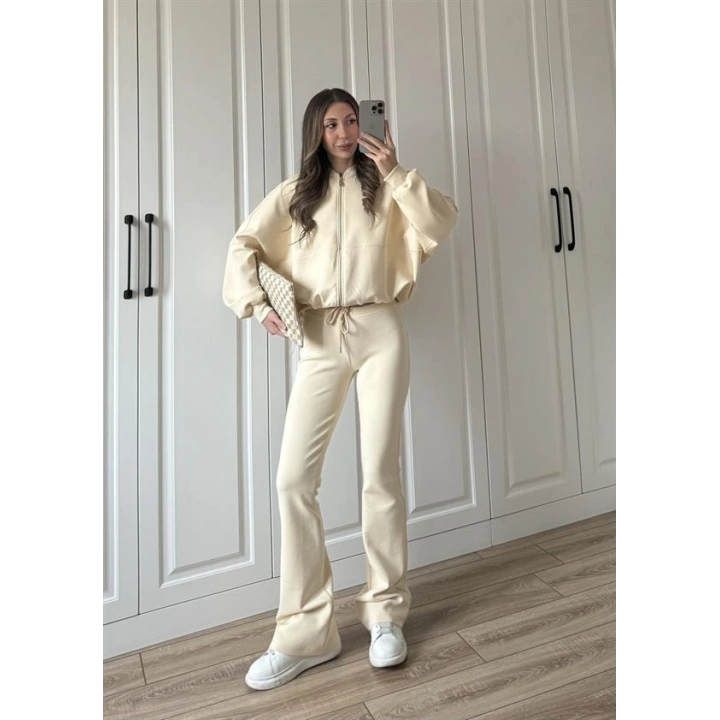 Zr Model İspanyol Paça Bej Eşofman Takımı