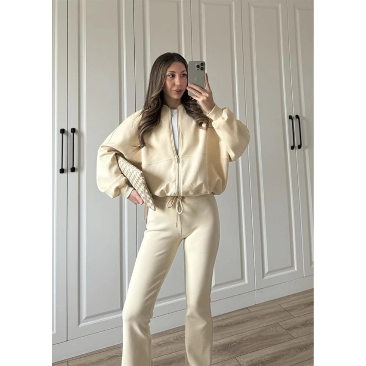 Zr Model İspanyol Paça Bej Eşofman Takımı