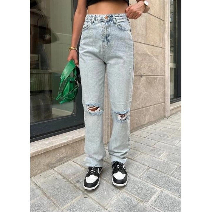 Zr Model Yırtık Jean
