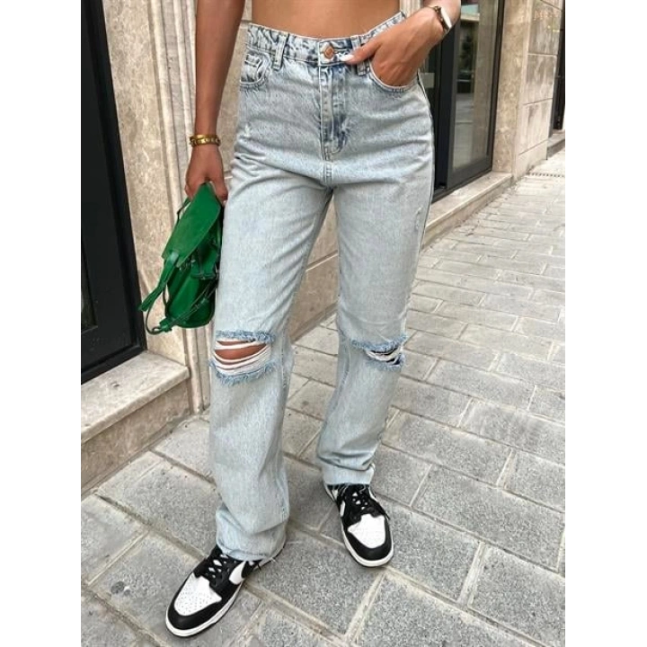 Zr Model Yırtık Jean