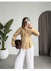 Belden Oturtmalı Pilili Camel Poplin Gömlek