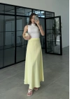 Beli Lastikli Maxi Sarı Saten Etek
