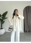 Önü Bağlamalı Beyaz Keten Kimono