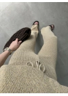 Sık Dokuma Kısakollu Bej Takım