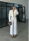 Vatkalı Astarlı Beyaz Crop Ceket