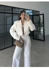 Vatkalı Astarlı Beyaz Crop Ceket