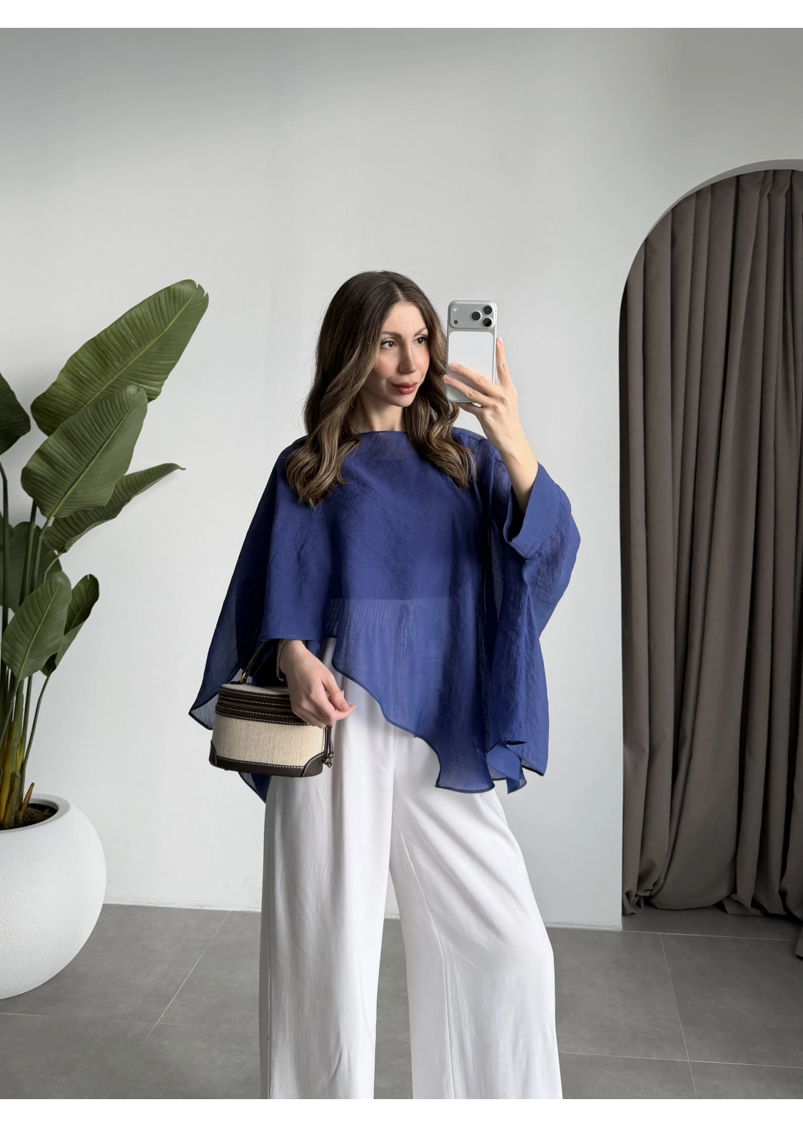 Uçuşan Pelerin Lacivert Tül Bluz