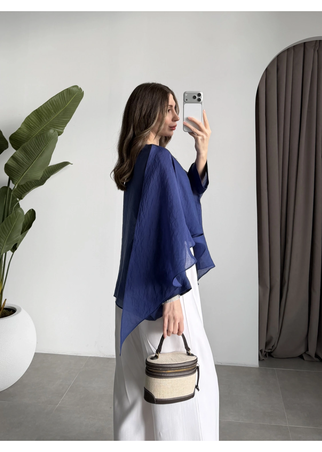 Uçuşan Pelerin Lacivert Tül Bluz