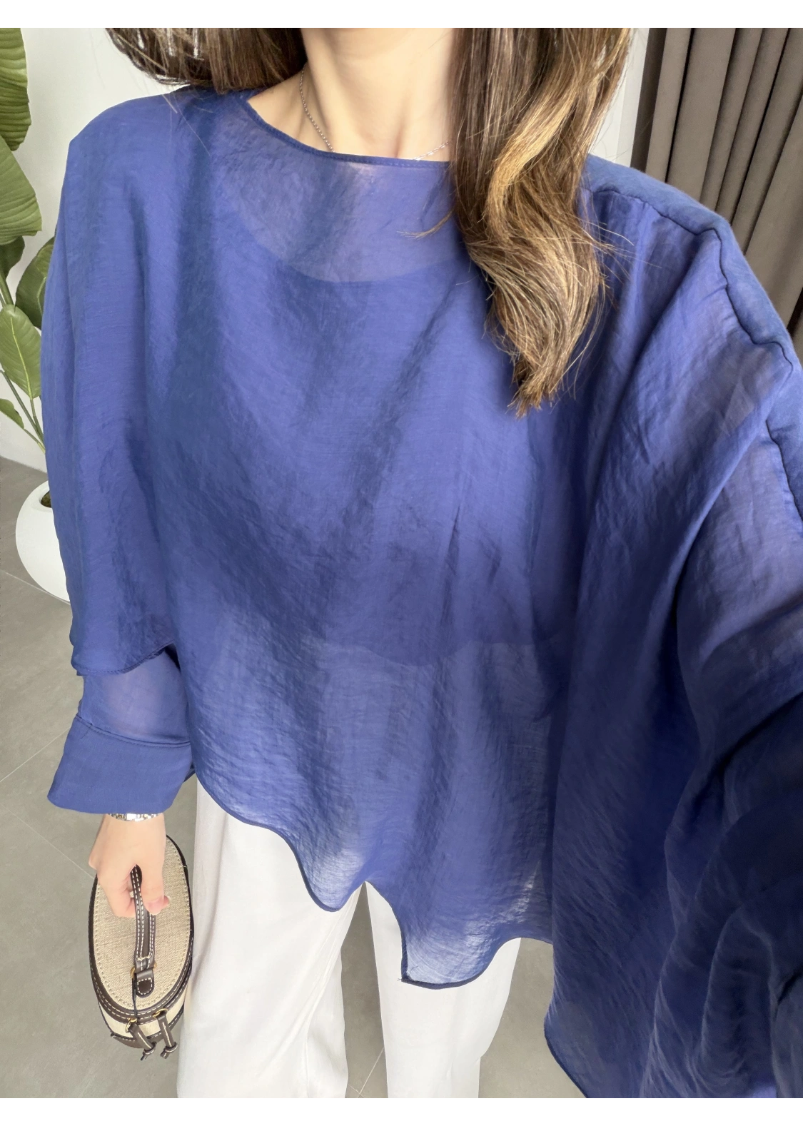 Uçuşan Pelerin Lacivert Tül Bluz