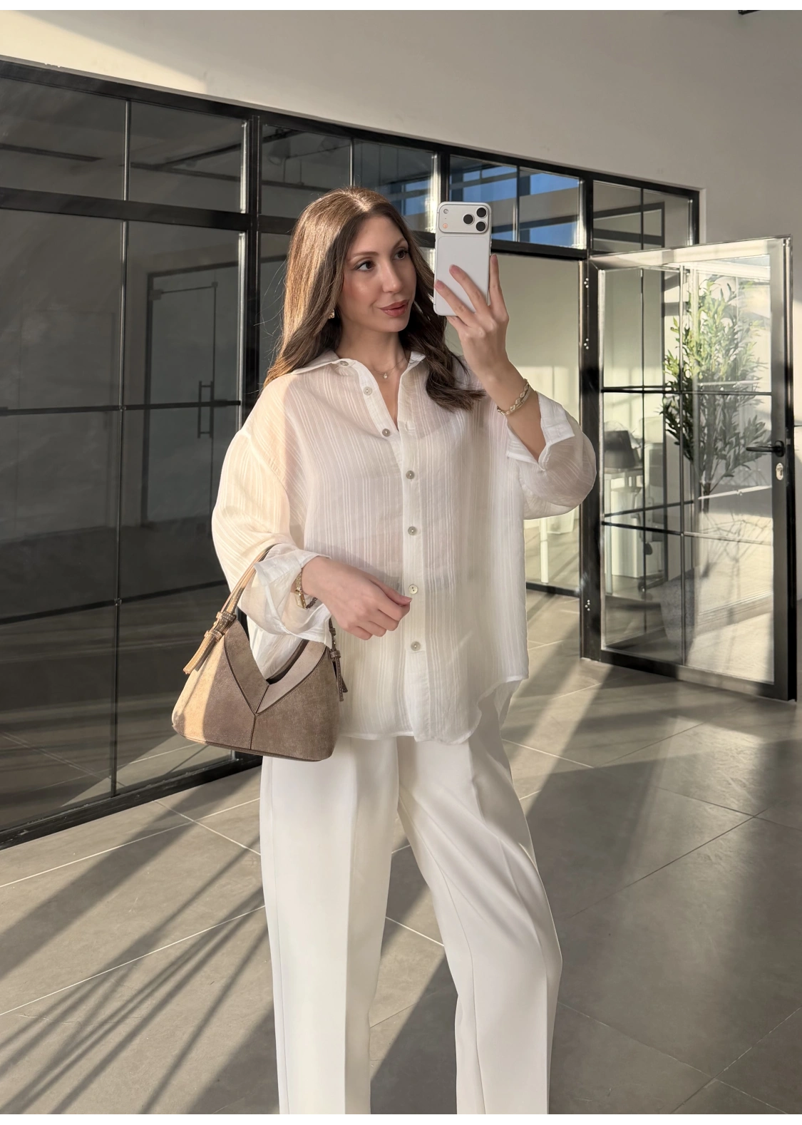 Oversize Transparan Beyaz Gömlek