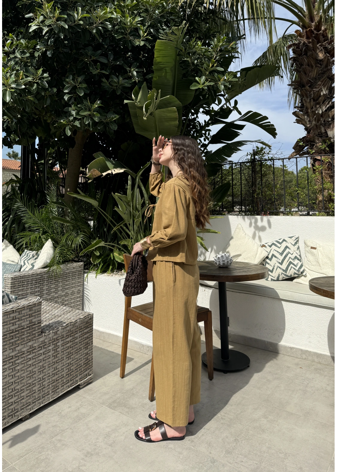 Diana Önü Bağlamalı Kısa Keten Yağ Yeşili Kimono Takım