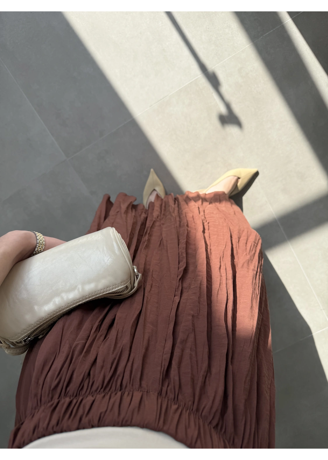 Beli Lastikli Tarçın Tensel Kırışık Etek