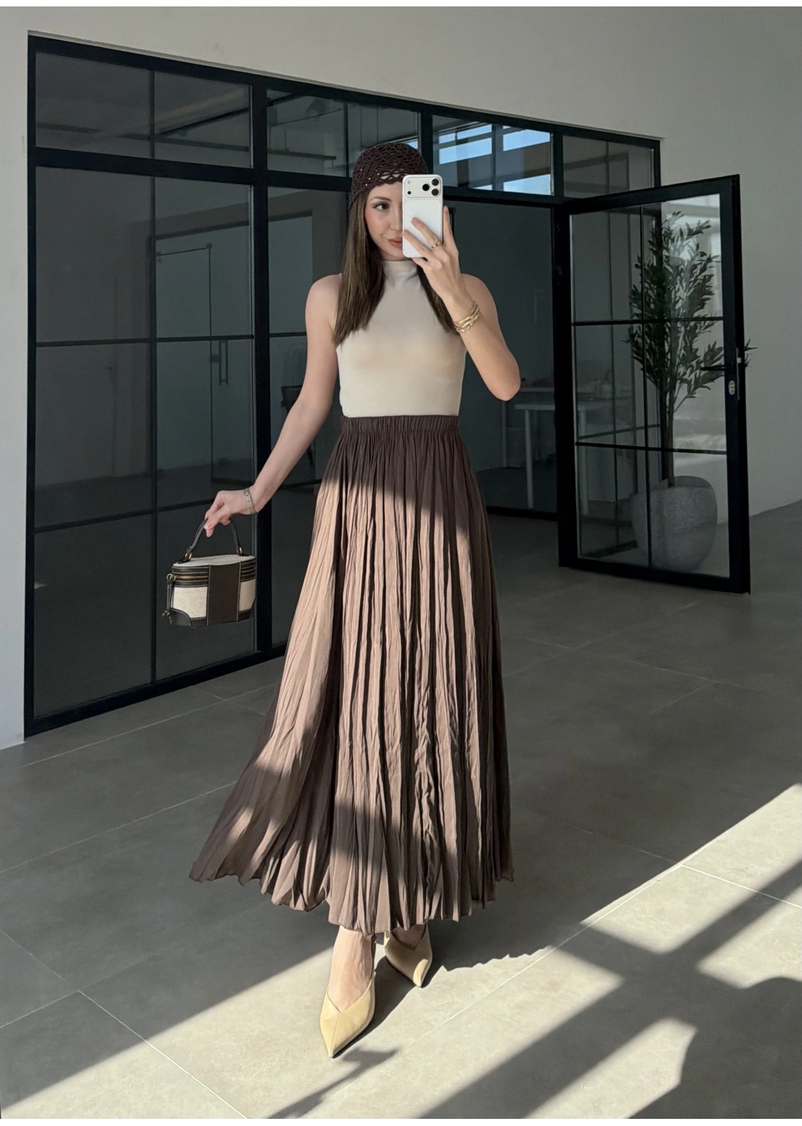 Beli Lastikli Kahve Tensel Kırışık Etek