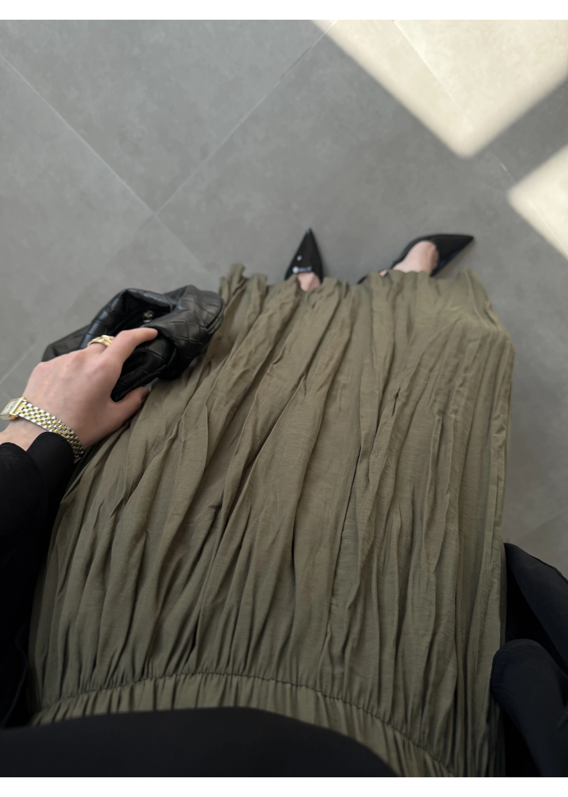 Beli Lastikli Haki Tensel Kırışık Etek