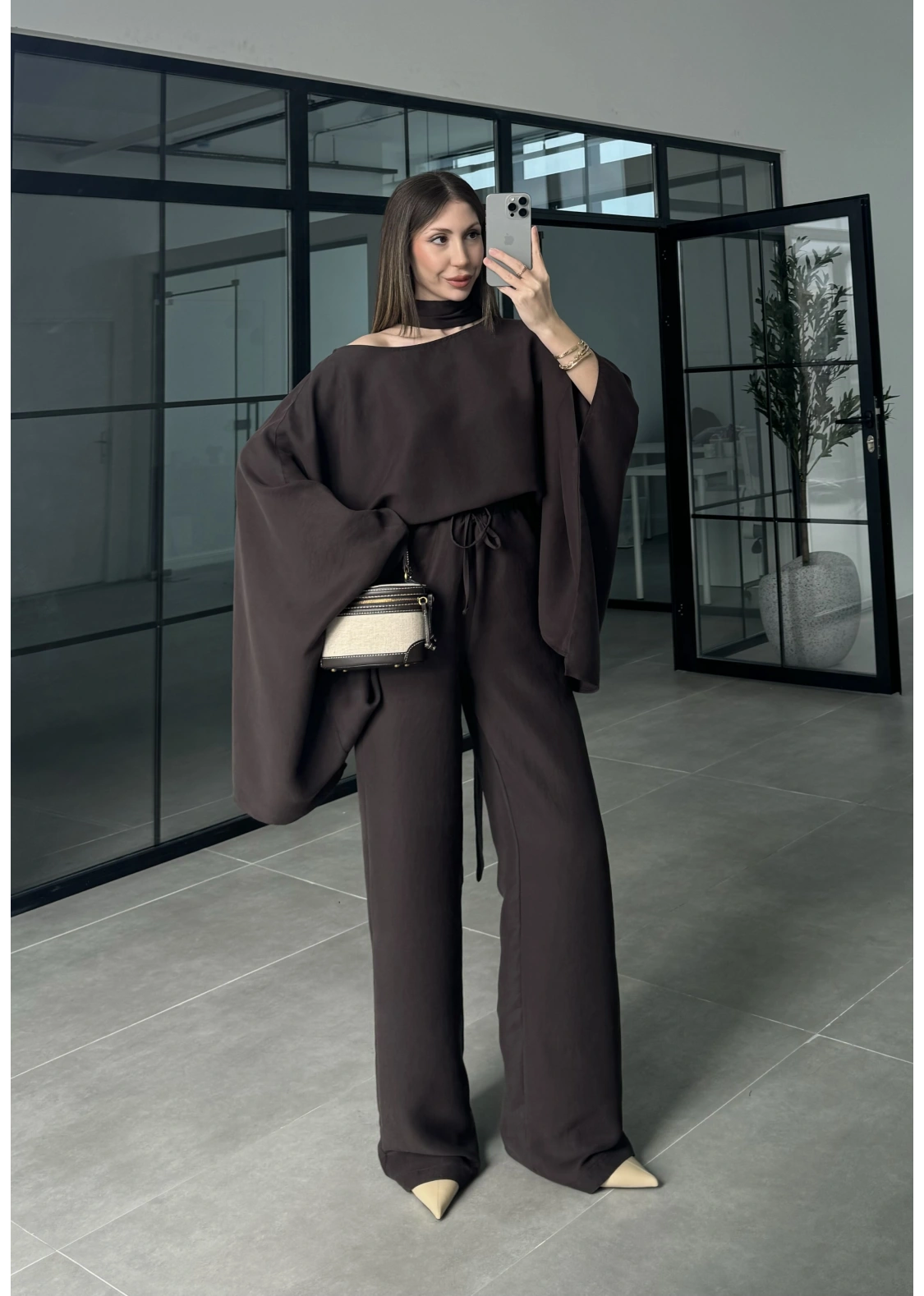 Pelerin Kahve Asimetrik Kesim Takım