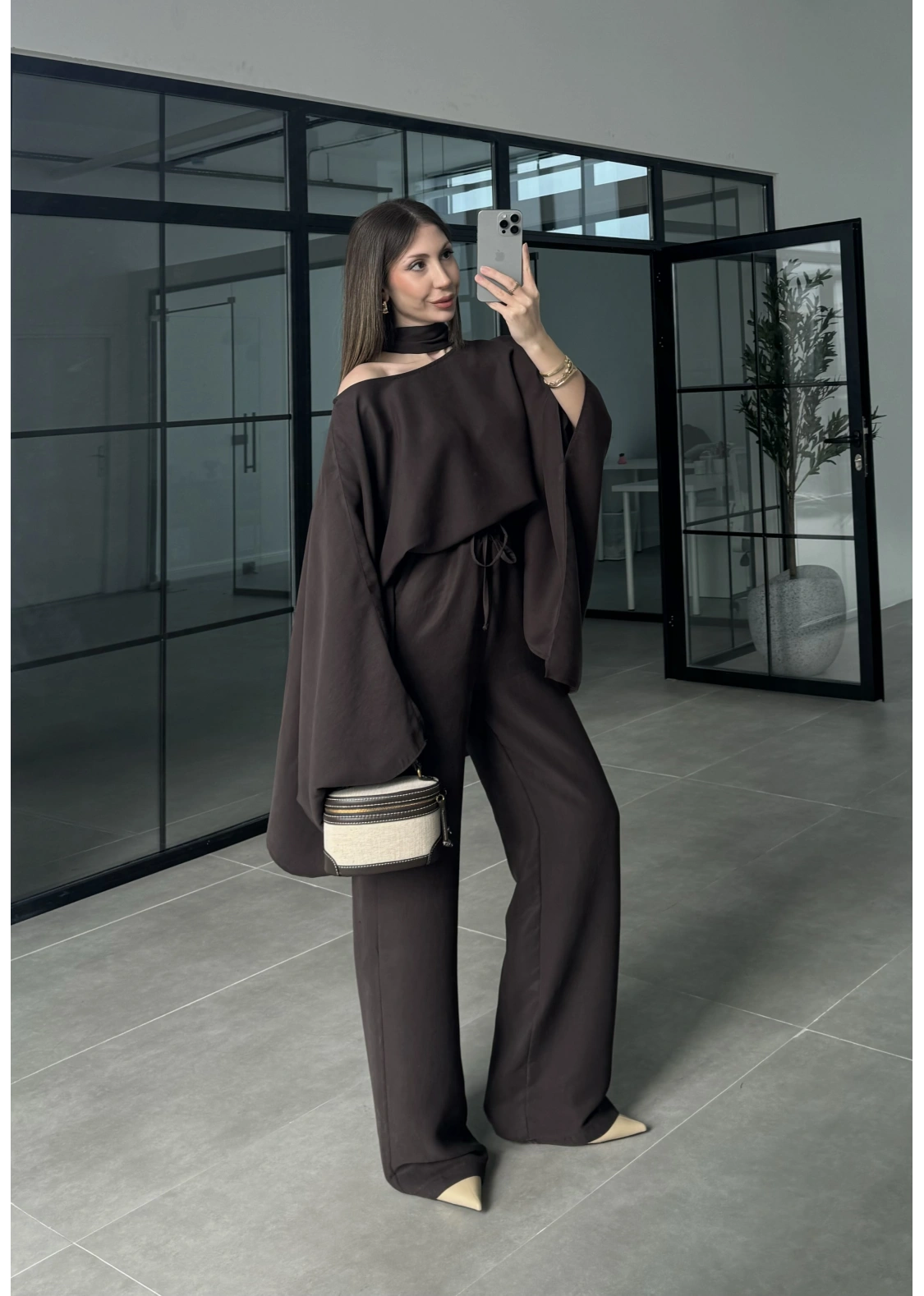 Pelerin Kahve Asimetrik Kesim Takım