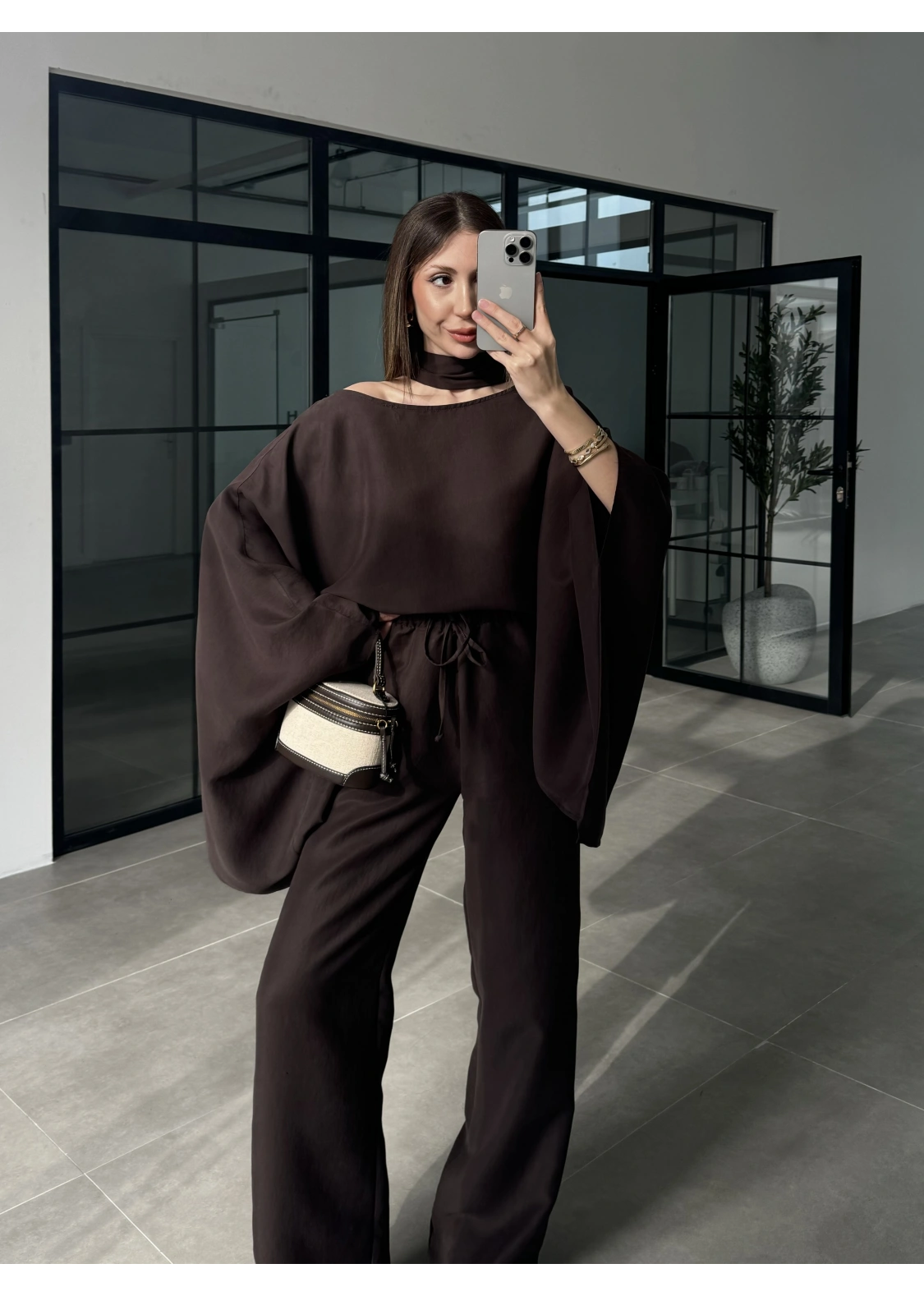 Pelerin Kahve Asimetrik Kesim Takım