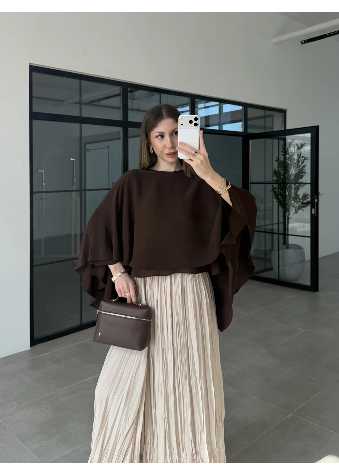 Çift Katlı Kahve Pelerin Bluz