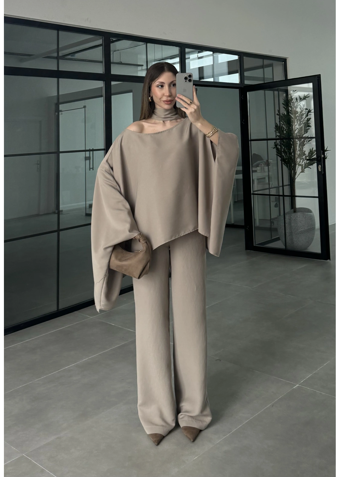 Pelerin Vizon Asimetrik Kesim Takım