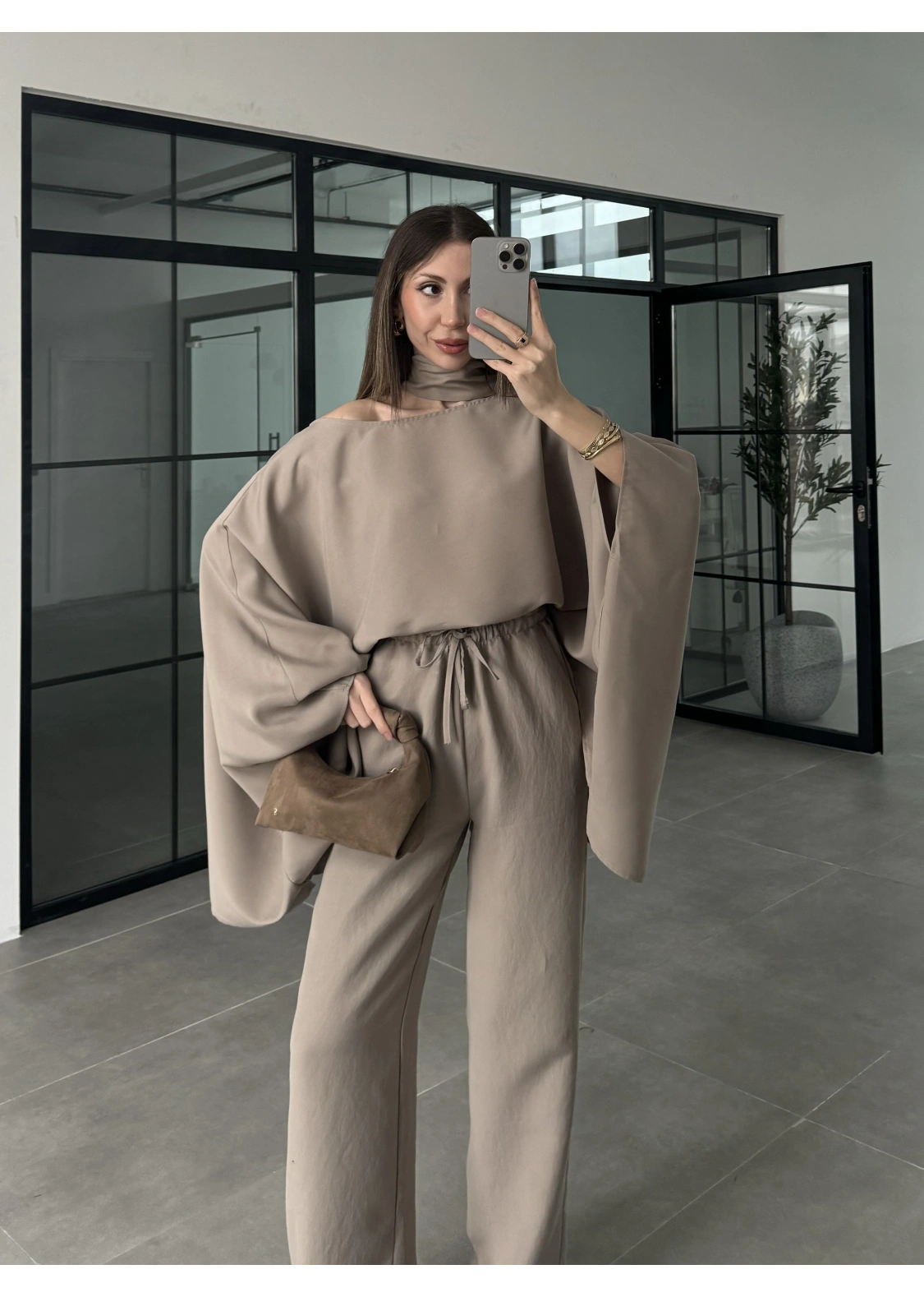 Pelerin Vizon Asimetrik Kesim Takım