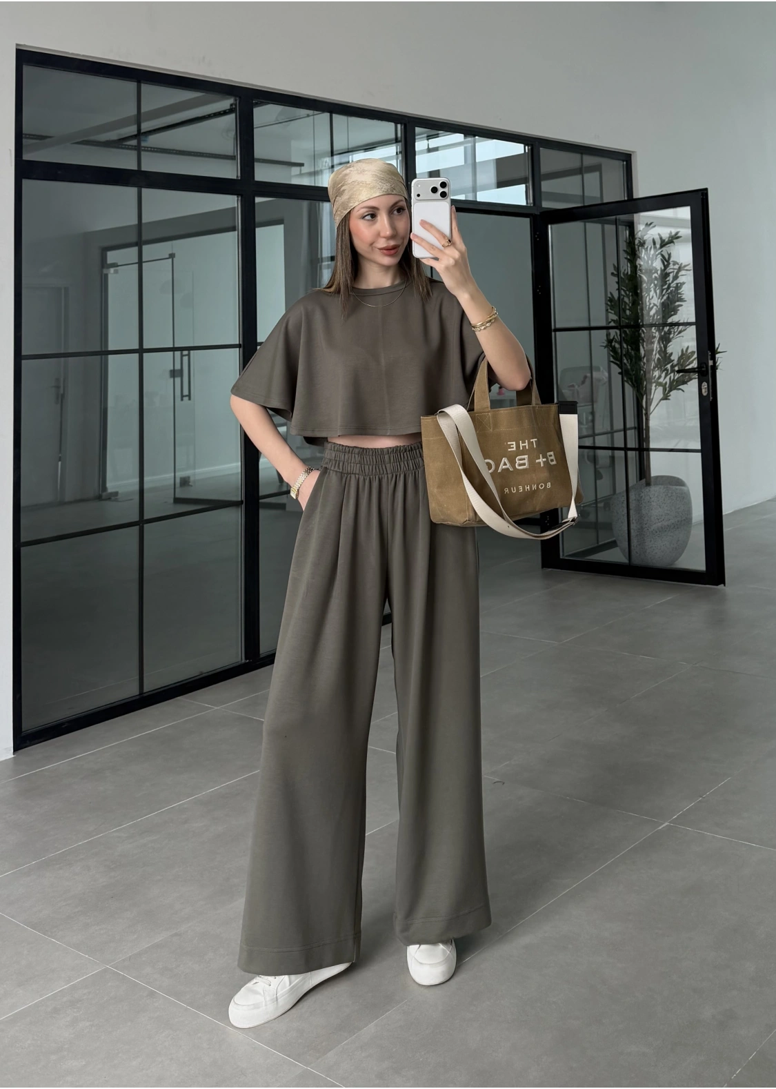 Oysh Modal Kumaş Beli Lastikli Haki Crop Takım