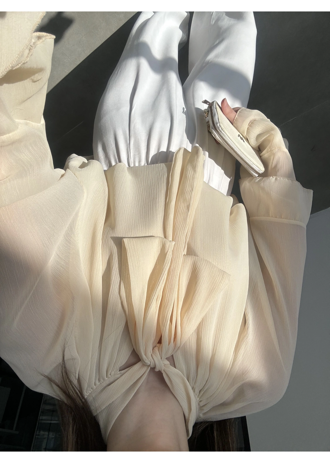 Loya Bağlamalı Ekru Şifon Bluz