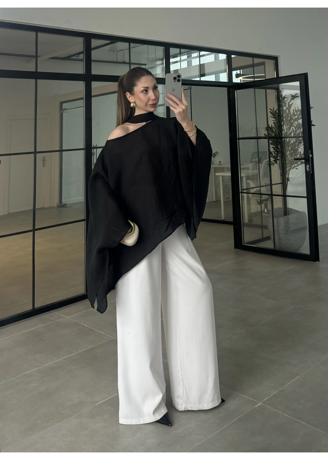 Fularlı Siyah Pelerin Tül Bluz