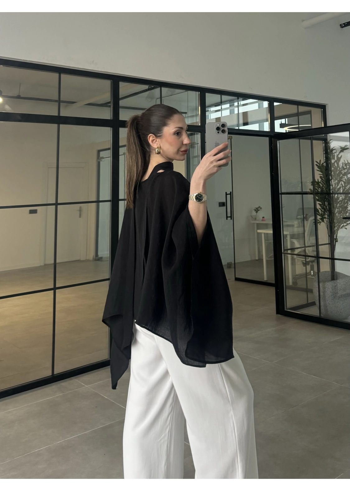 Fularlı Siyah Pelerin Tül Bluz