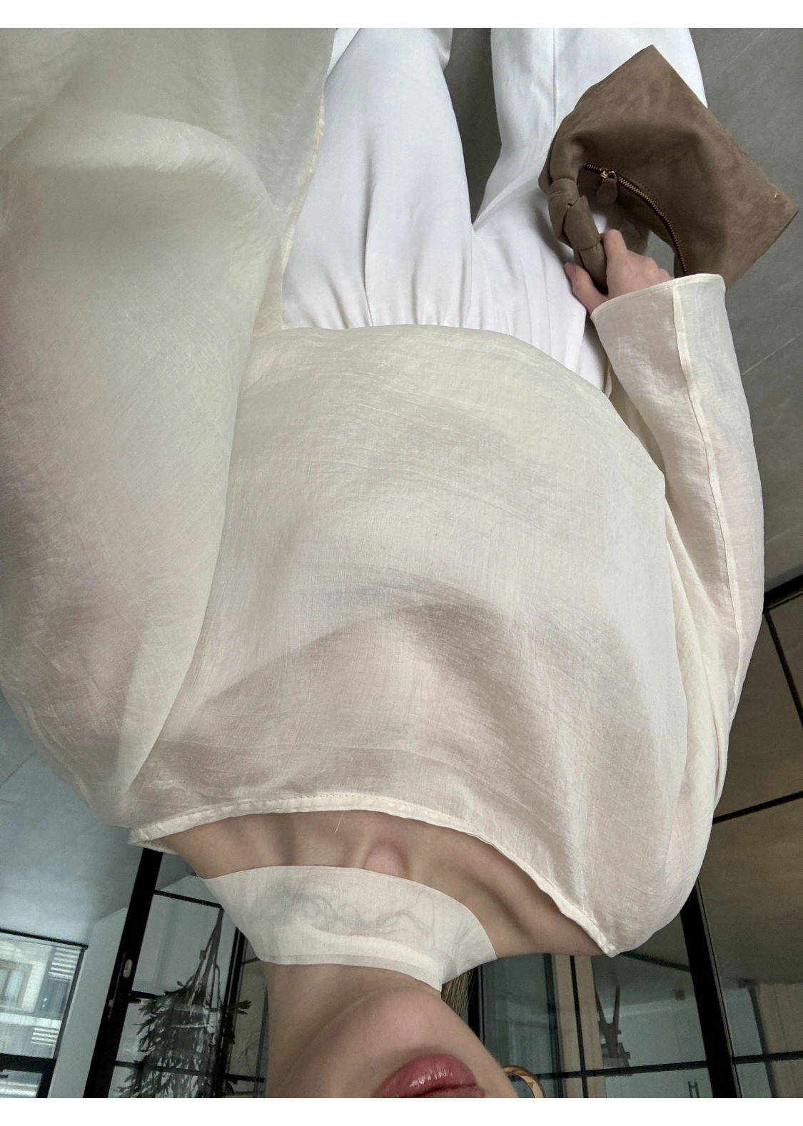 Fularlı Taş Pelerin Tül Bluz