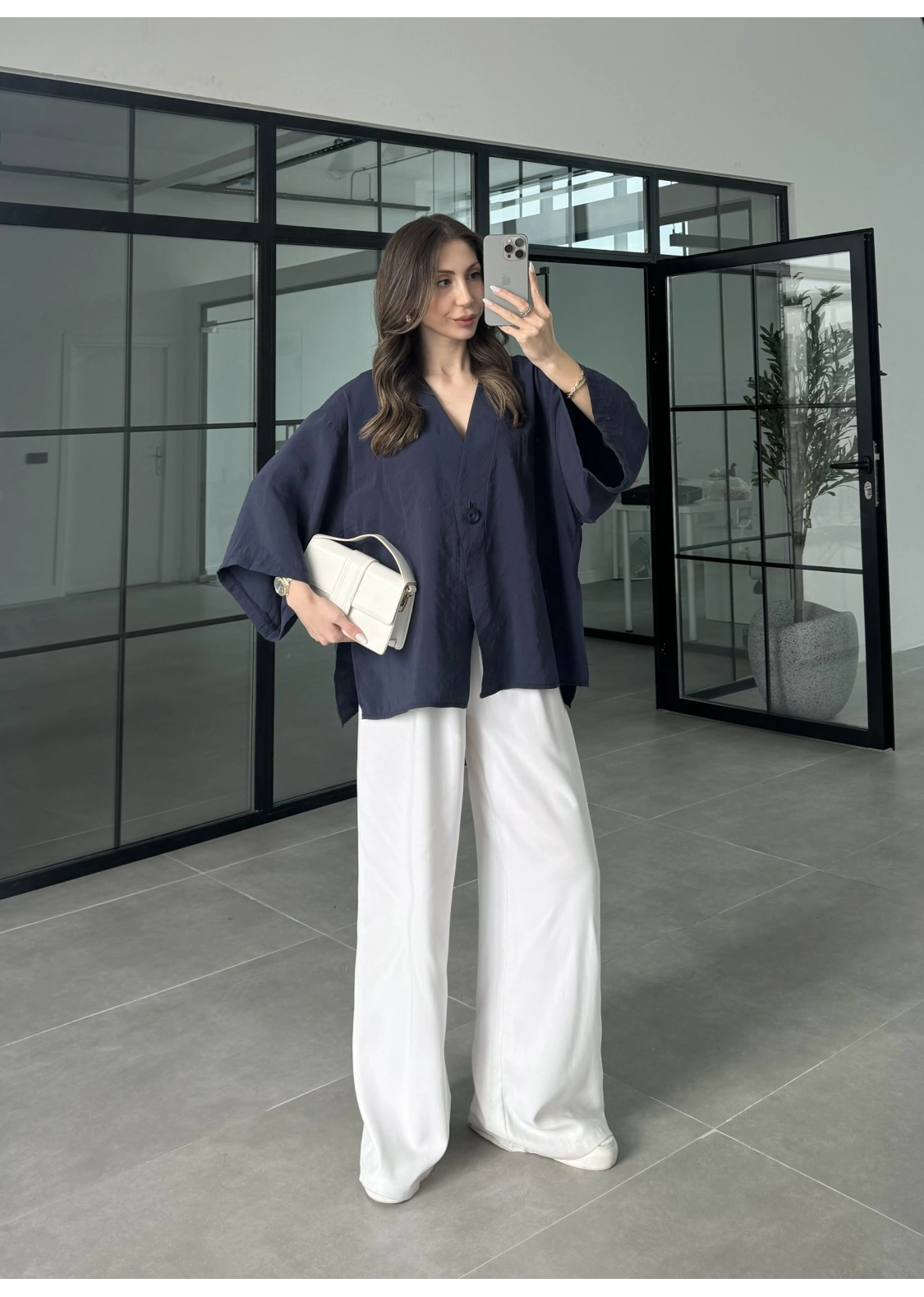 Sofi Tek Düğme Oversize Tensel Lacivert Gömlek