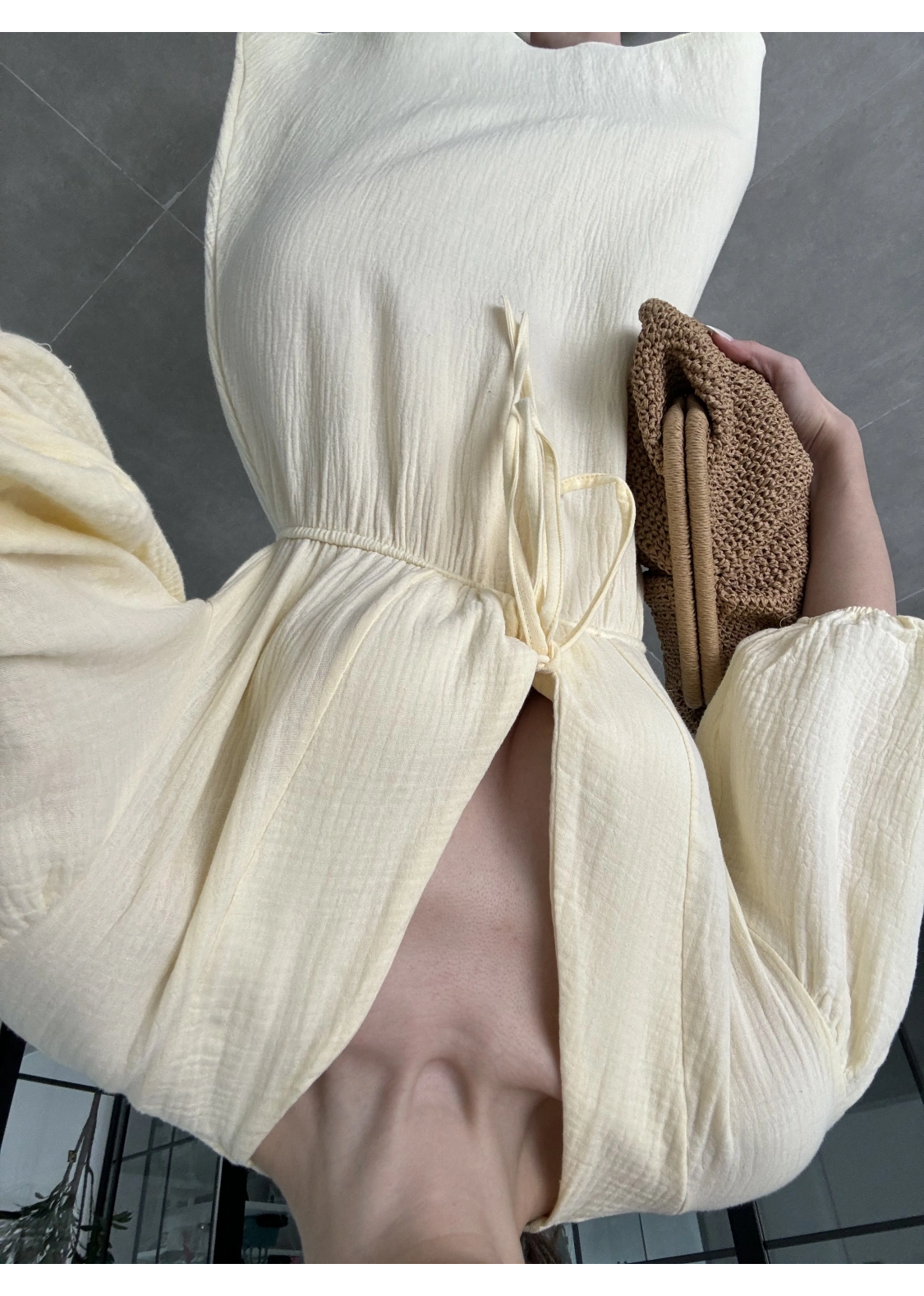 Önü Bağlamalı Uzun Müslin Sarı Elbise