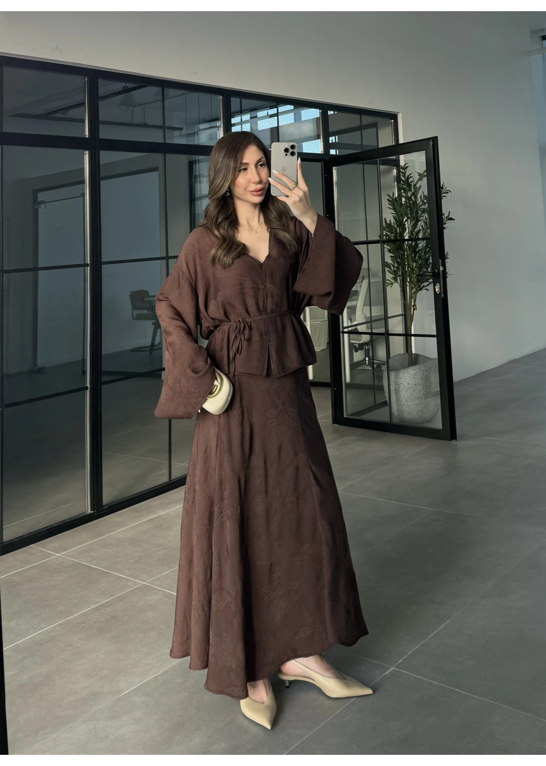 İthal Kumaş Kuşaklı Etekli Kahve Takım