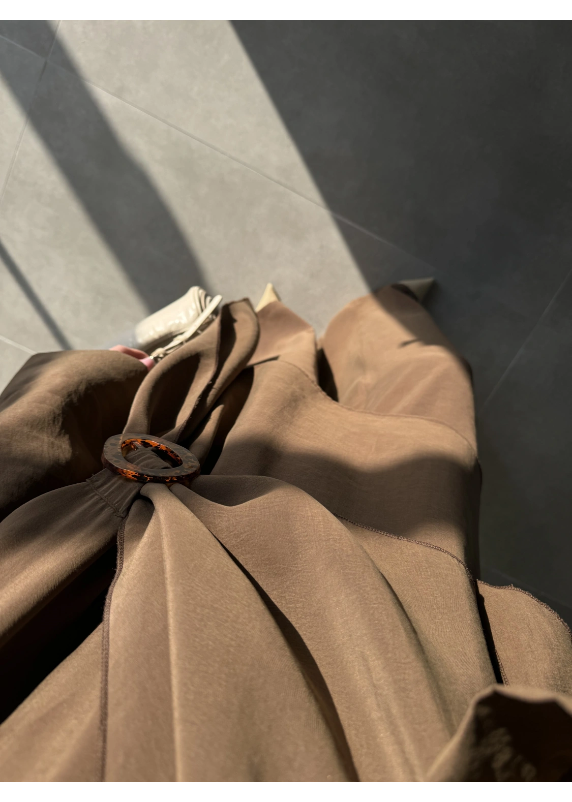 Yandan Tokalı Kahve Tensel Takım