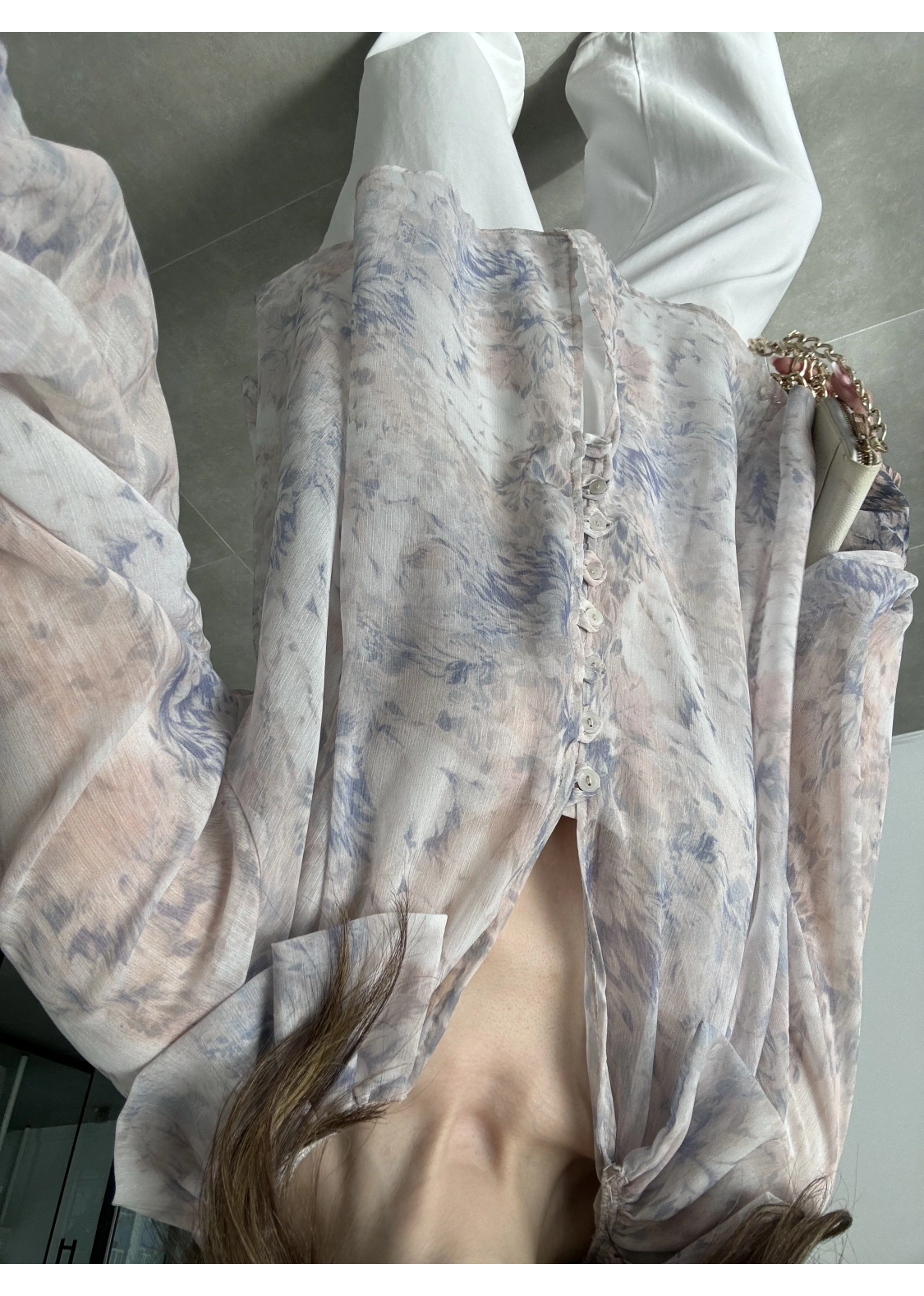 Arka Beli Büzgülü Vintage Mavi Şifon Bluz