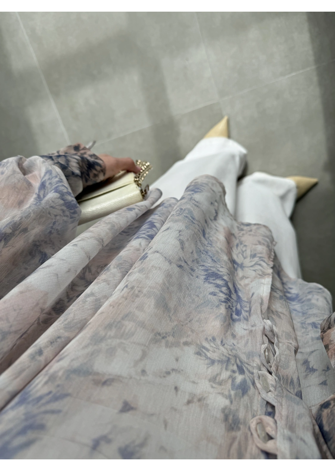 Arka Beli Büzgülü Vintage Mavi Şifon Bluz