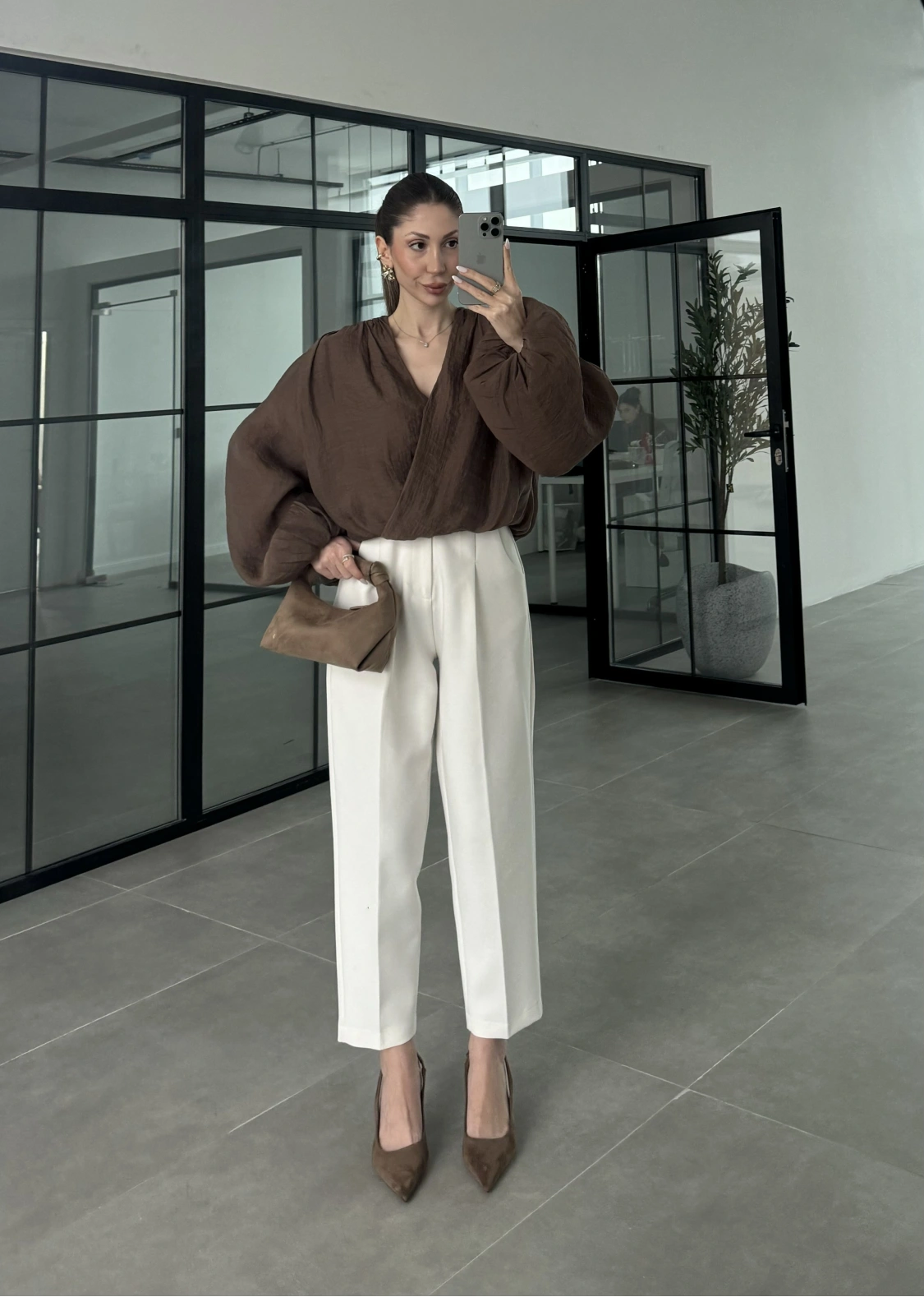 Kruvaze Vatkalı Tül Kahve Bluz