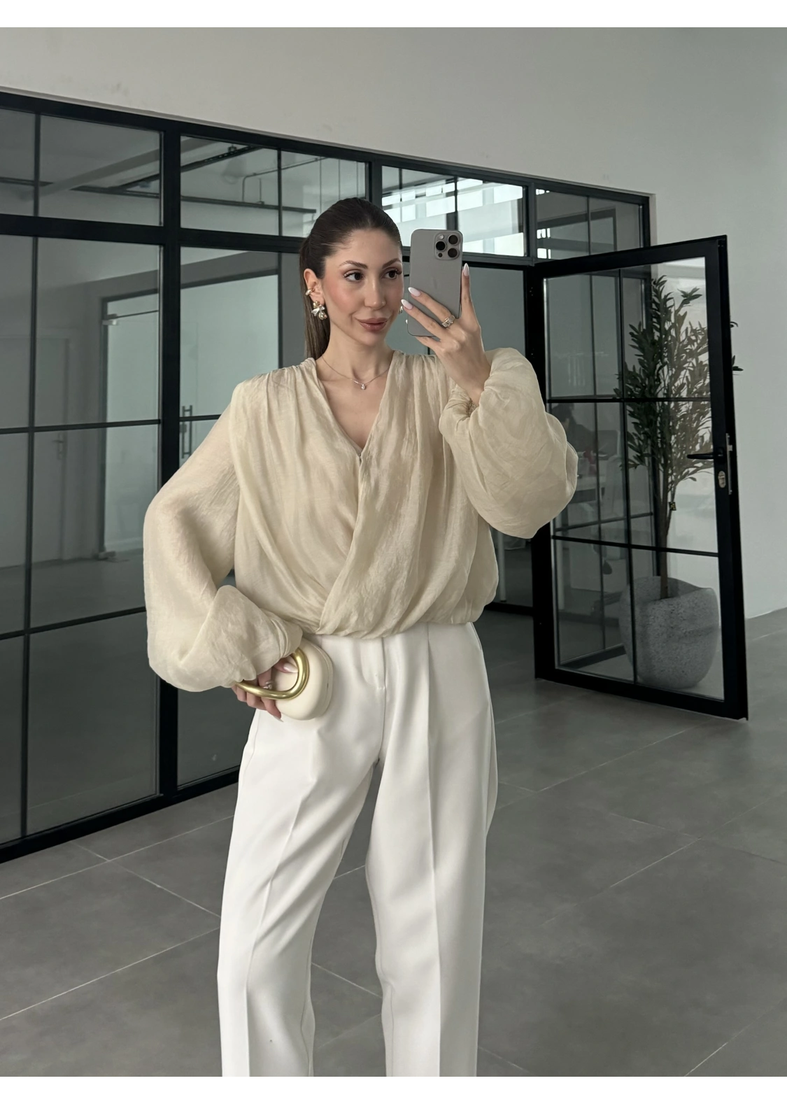 Kruvaze Vatkalı Tül Taş Bluz