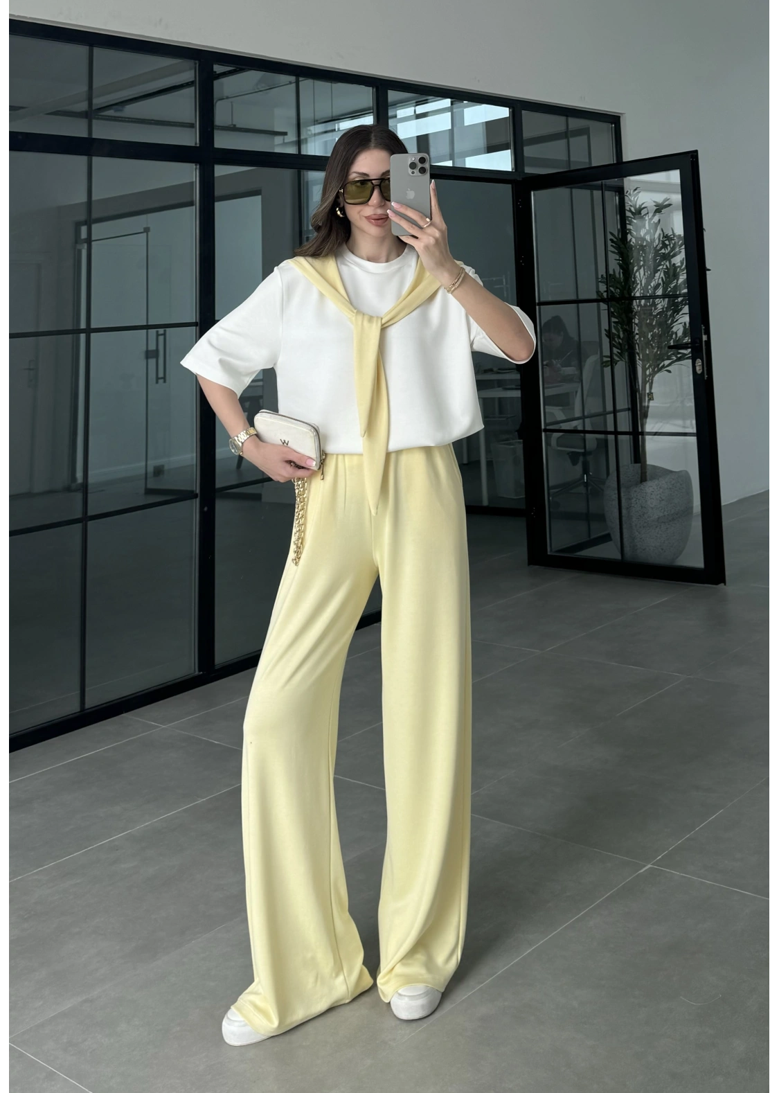 Oysh Kumaş Fular Detaylı Sarı Takım