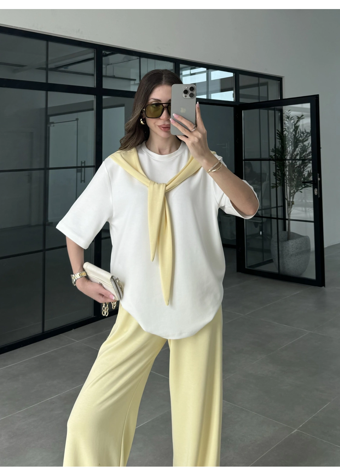 Oysh Kumaş Fular Detaylı Sarı Takım