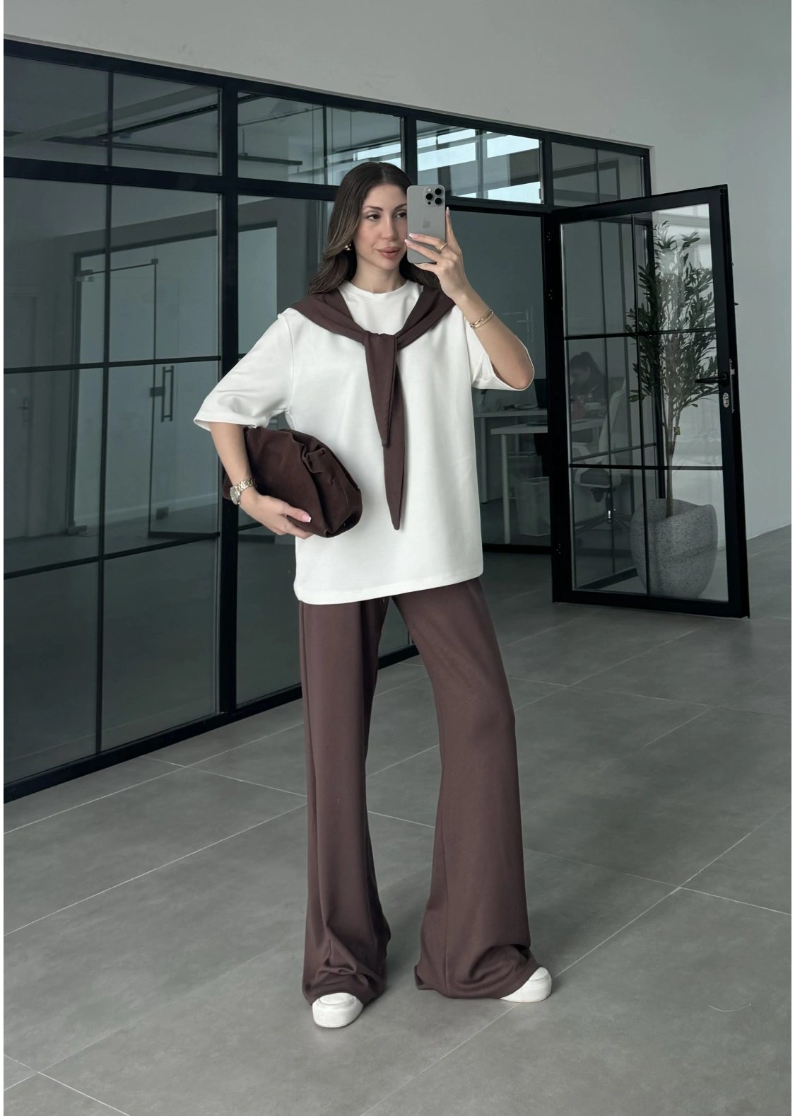 Oysh Kumaş Fular Detaylı Kahverengi Takım