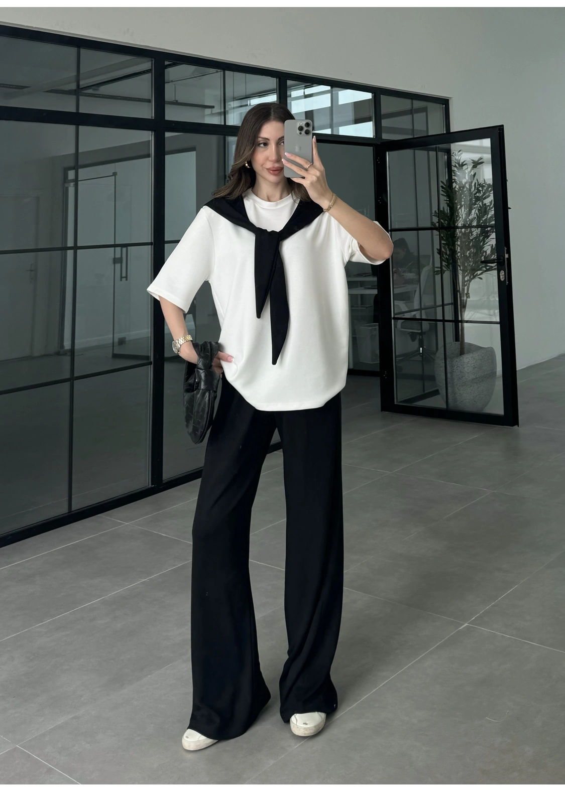 Oysh Kumaş Fular Detaylı Siyah Takım