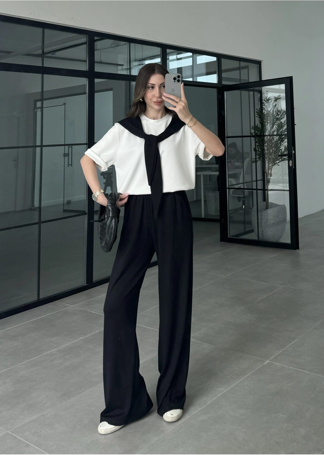 Oysh Kumaş Fular Detaylı Siyah Takım